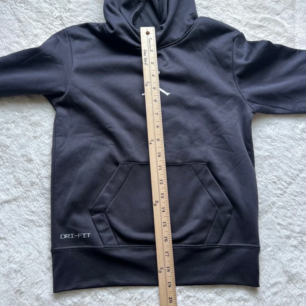 Jordan‎ Boys Dri-FIT Therma Hoodie Black White Jumpman Pullover 957839-023 Small
